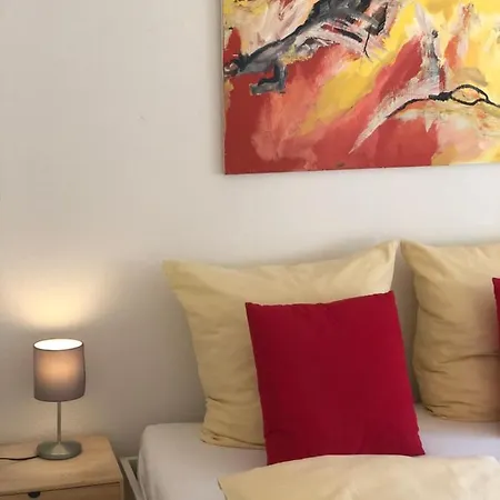 Rum i privatbostad Mida Gaestehaus