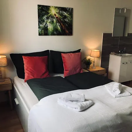 Mida Gaestehaus Rum i privatbostad *