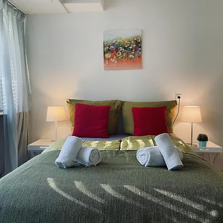 Homestay Mida Gaestehaus Freiburg im Breisgau