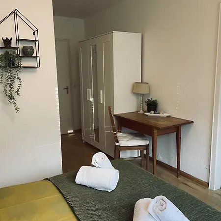 Rum i privatbostad Mida Gaestehaus